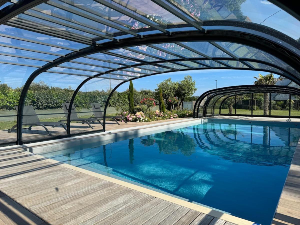 Superbe Villa Tout Confort Avec Piscine Chauffee Er Couverte Et Spa A 2 Pas De La Plage Фуэнан Экстерьер фото